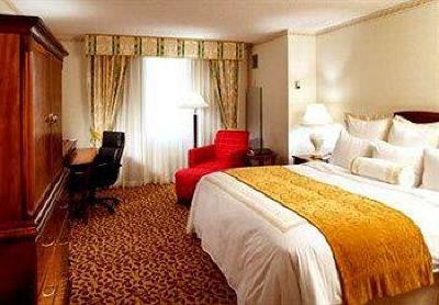 фото отеля SpringHill Suites Des Moines West