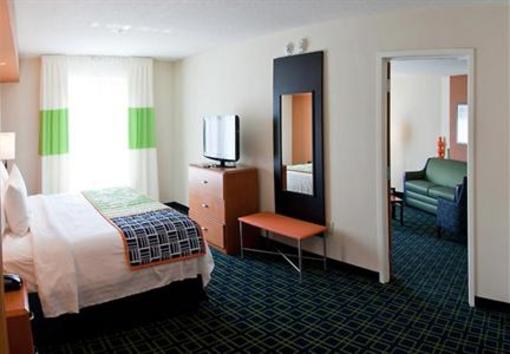 фото отеля Fairfield Inn & Suites Birmingham Pelham/I-65
