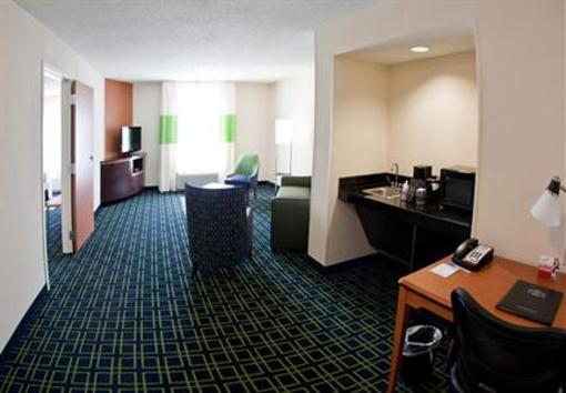 фото отеля Fairfield Inn & Suites Birmingham Pelham/I-65