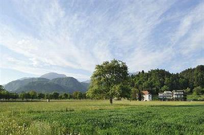 фото отеля Hotel and Manor Drnca