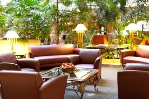 фото отеля Radisson Quad City Plaza Hotel