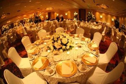 фото отеля Radisson Quad City Plaza Hotel