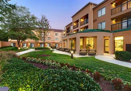 фото отеля Courtyard by Marriott Richmond Airport