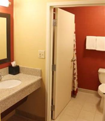 фото отеля Courtyard by Marriott Richmond Airport