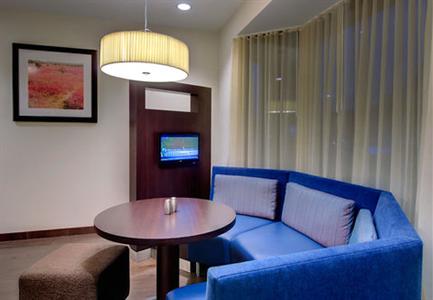 фото отеля Courtyard by Marriott Richmond Airport