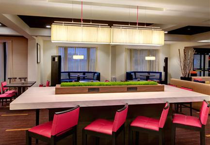 фото отеля Courtyard by Marriott Richmond Airport