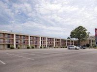 Courtyard by Marriott Richmond Airport