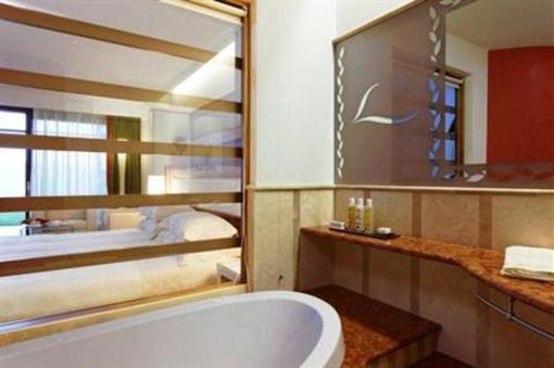 фото отеля Lefay Resort And Spa Lago di Garda