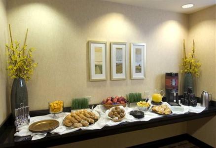 фото отеля Hampton Inn & Suites Denver Downtown