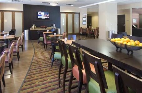 фото отеля Hampton Inn & Suites Denver Downtown