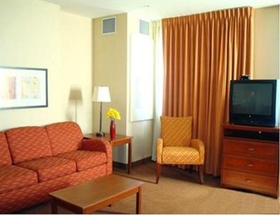 фото отеля Hampton Inn & Suites Denver Downtown
