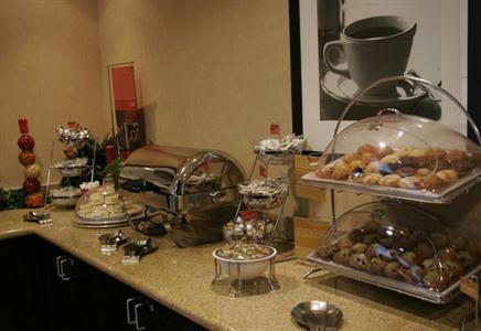 фото отеля Hampton Inn & Suites Denver Downtown
