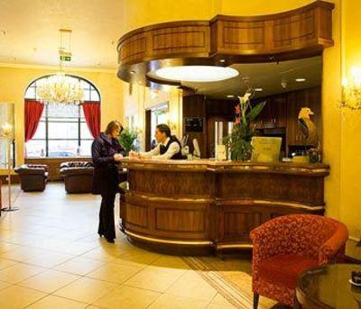 фото отеля Monopol Hotel Frankfurt