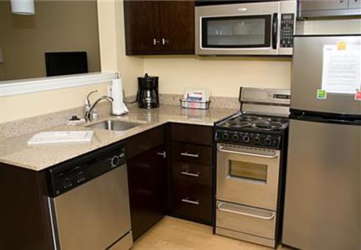 фото отеля TownePlace Suites Fayetteville Cross Creek