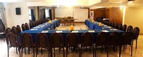 фото отеля Windsor Suites Hotel Santiago