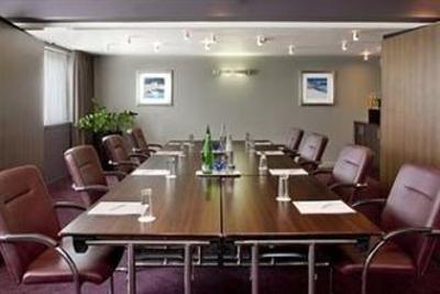 фото отеля Holiday Inn Aberdeen West