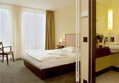 фото отеля Intercityhotel Bremen