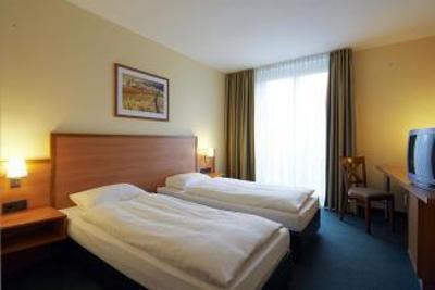 фото отеля Intercityhotel Bremen