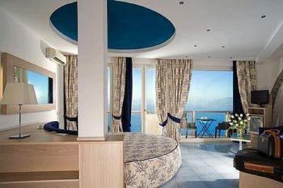 фото отеля Hotel San Michele Anacapri