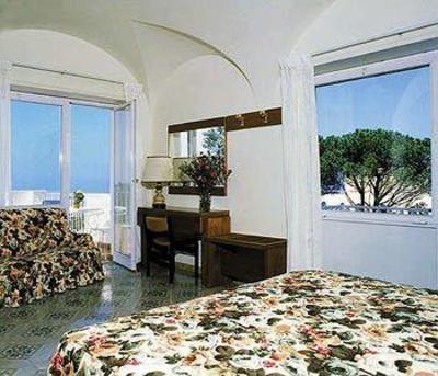 фото отеля Hotel San Michele Anacapri