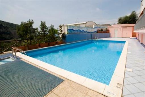 фото отеля Hotel Mary Vico Equense