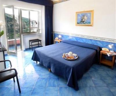 фото отеля Hotel Mary Vico Equense