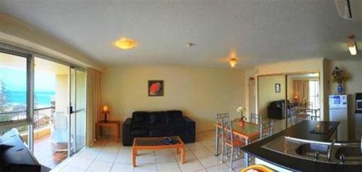 фото отеля Surfers Beachside Holiday Apartments