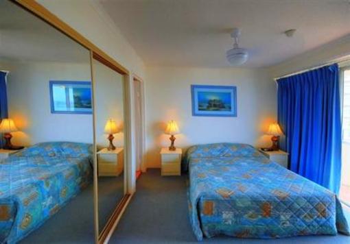 фото отеля Surfers Beachside Holiday Apartments