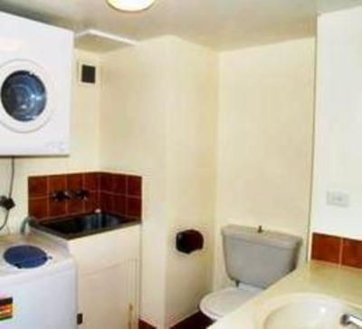 фото отеля Surfers Beachside Holiday Apartments