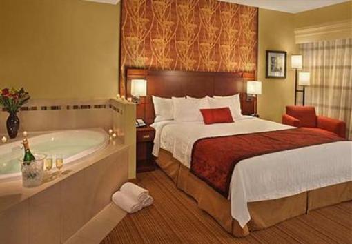 фото отеля Courtyard Hotel Stuart (Florida)