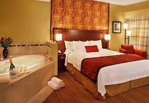 фото отеля Courtyard Hotel Stuart (Florida)