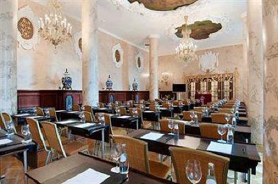 фото отеля Hilton Moscow Leningradskaya