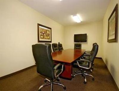 фото отеля BEST WESTERN PLUS Katy Inn & Suites