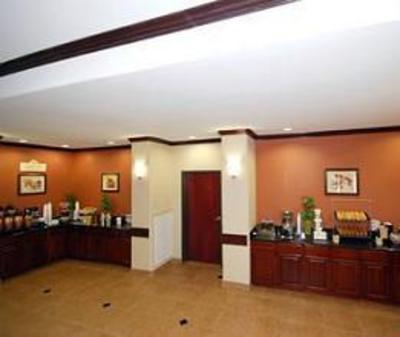 фото отеля BEST WESTERN PLUS Katy Inn & Suites