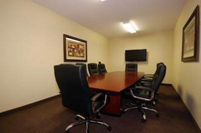 фото отеля BEST WESTERN PLUS Katy Inn & Suites