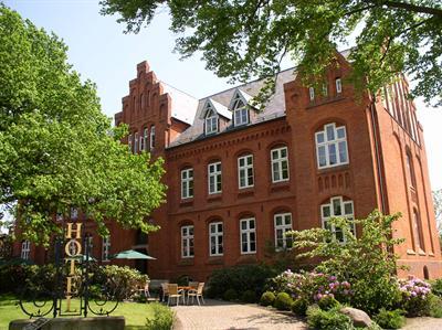 фото отеля Hotel Altes Gymnasium Husum
