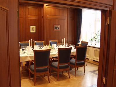 фото отеля Hotel Altes Gymnasium Husum