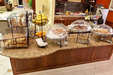 фото отеля Hilton Garden Inn Northeast Raleigh