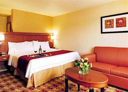 фото отеля Courtyard by Marriott Paso Robles