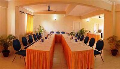 фото отеля Ambady s Palmgrove Club