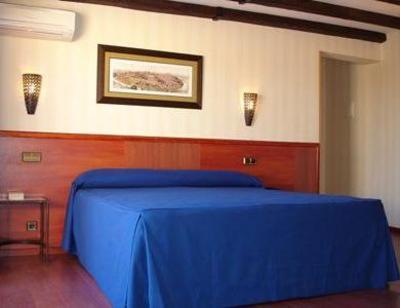 фото отеля Sol Hotel Toledo
