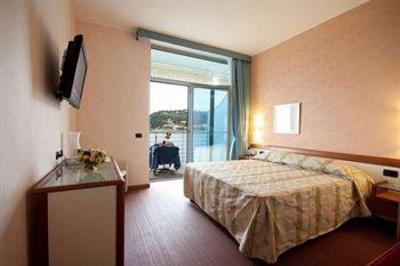 фото отеля Hotel San Terenzo