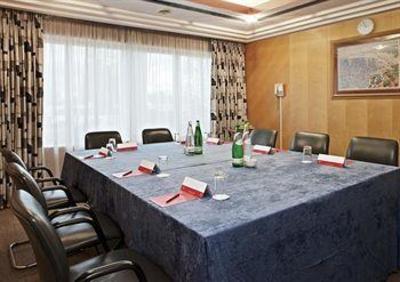 фото отеля Copthorne Hotel Windsor Slough