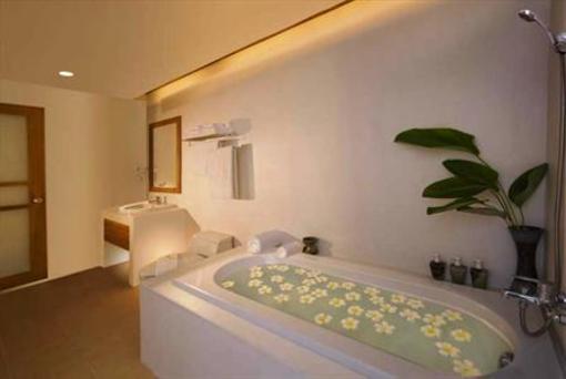 фото отеля Thai House Beach Resort