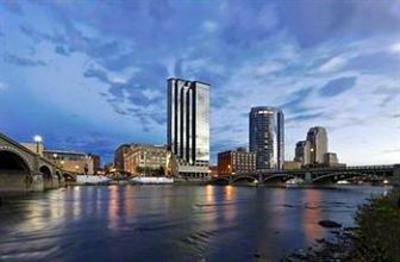 фото отеля Amway Grand Plaza Hotel