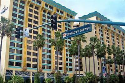фото отеля Disney's Paradise Pier Hotel