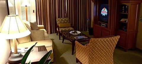 фото отеля Disney's Paradise Pier Hotel