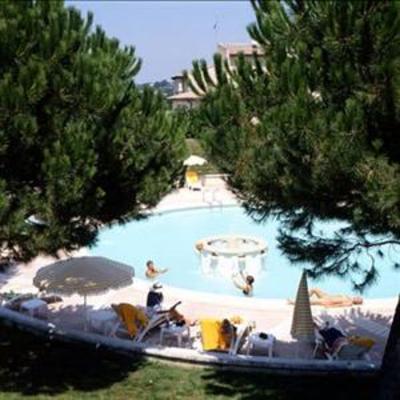 фото отеля Chateau Hotel du Monard