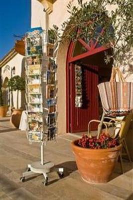 фото отеля Pierre & Vacances Resort Pont-Royal en Provence
