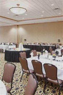фото отеля Hampton Inn & Suites Columbia (at the University of Missouri)